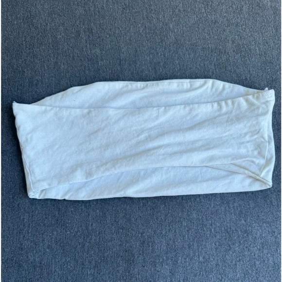 Short White Tude Top - Picture 2 of 3